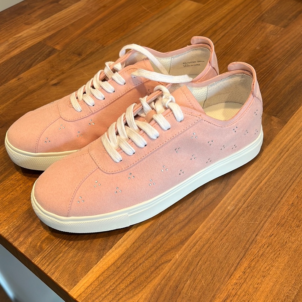 New Isaac Mizrahi pink faux suede rhinestone embellished tennis shoes.